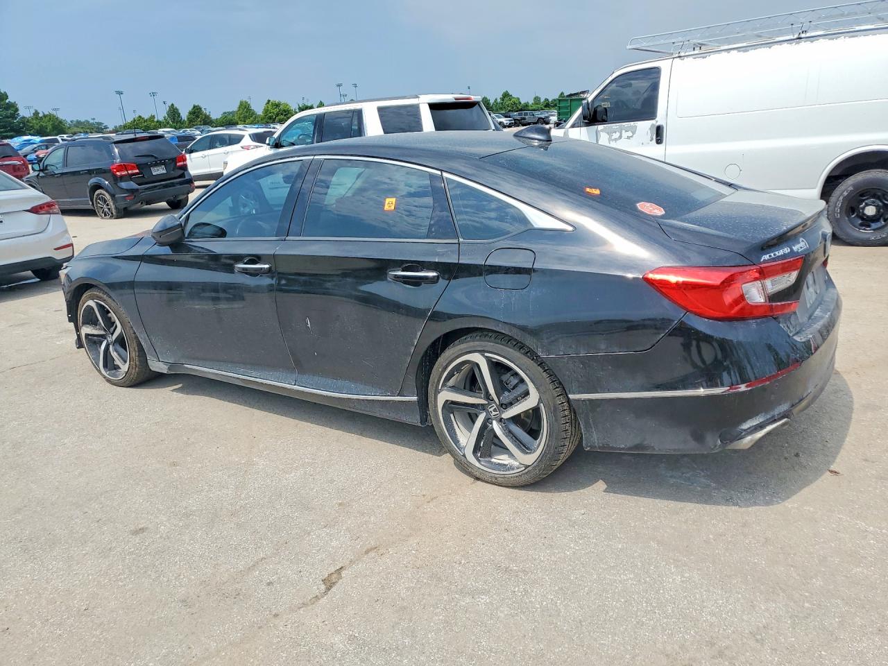 2018 HONDA ACCORD TOURING — снимка 2