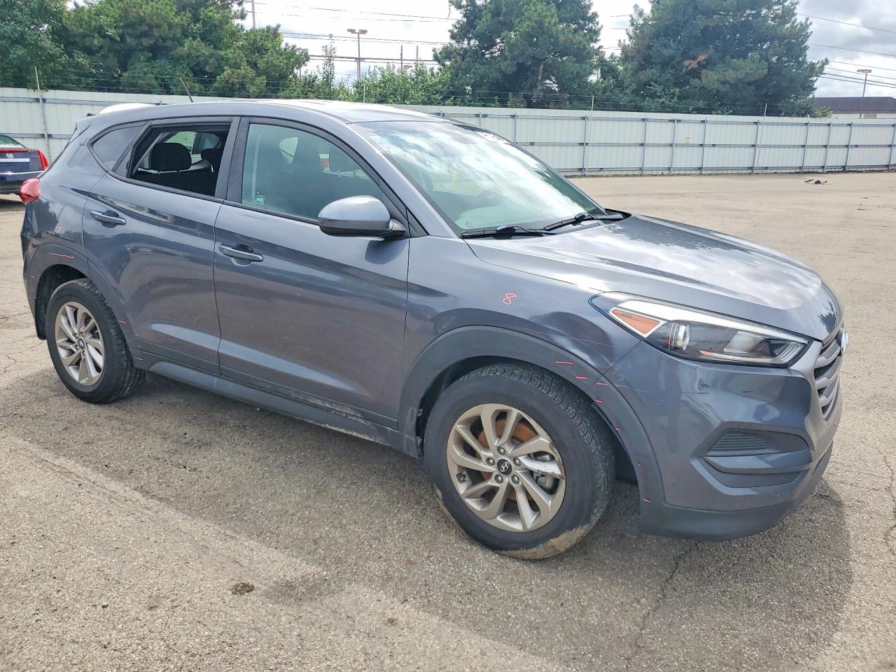 2017 HYUNDAI TUCSON SE — снимка 4