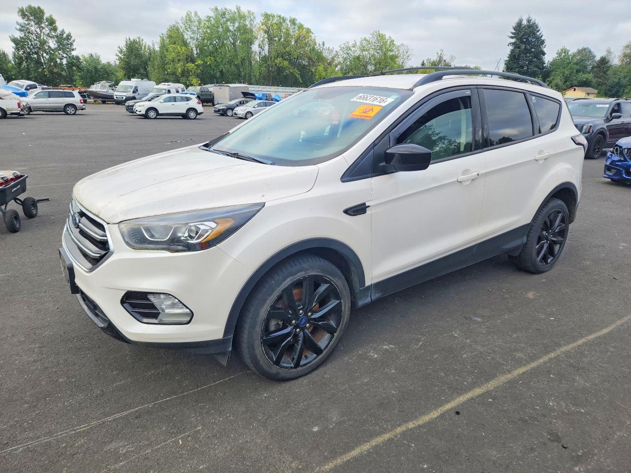 2018 FORD ESCAPE SE