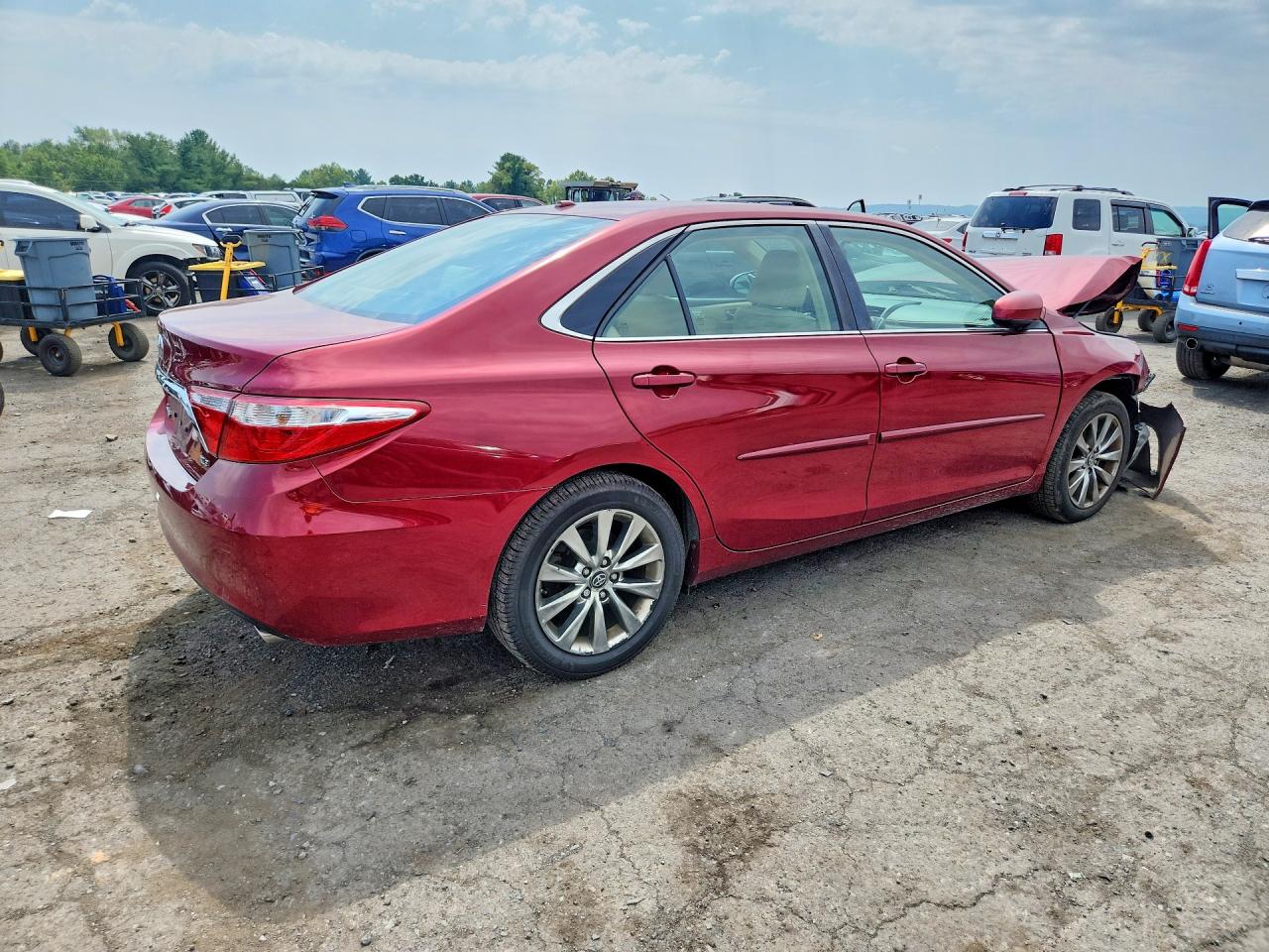 2017 TOYOTA CAMRY XLE — снимка 3