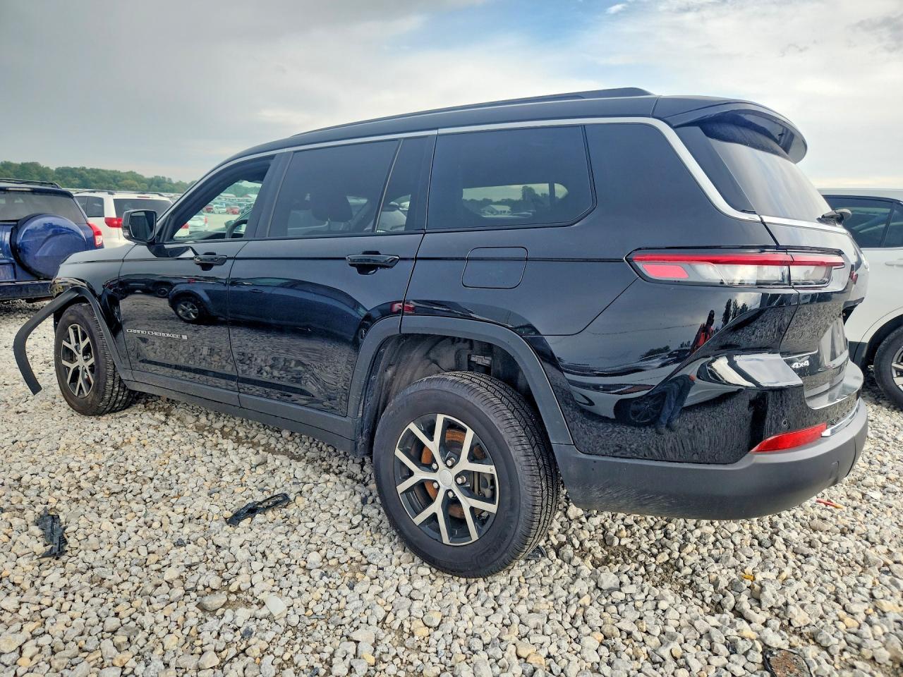 2024 JEEP GRAND CHEROKEE L LIMITED — снимка 2
