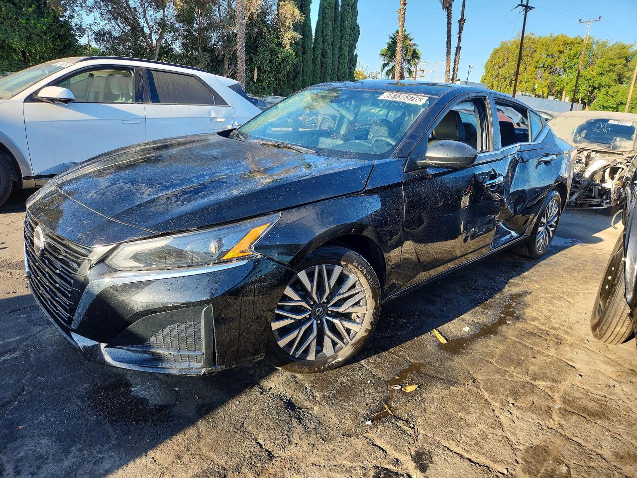 2025 NISSAN ALTIMA SV