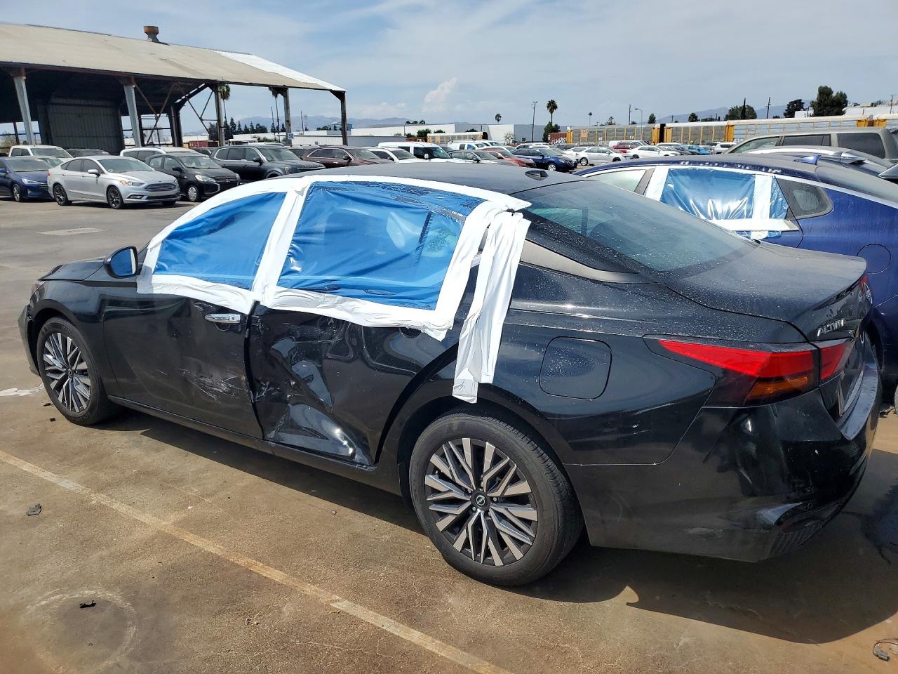 2025 NISSAN ALTIMA SV — снимка 2