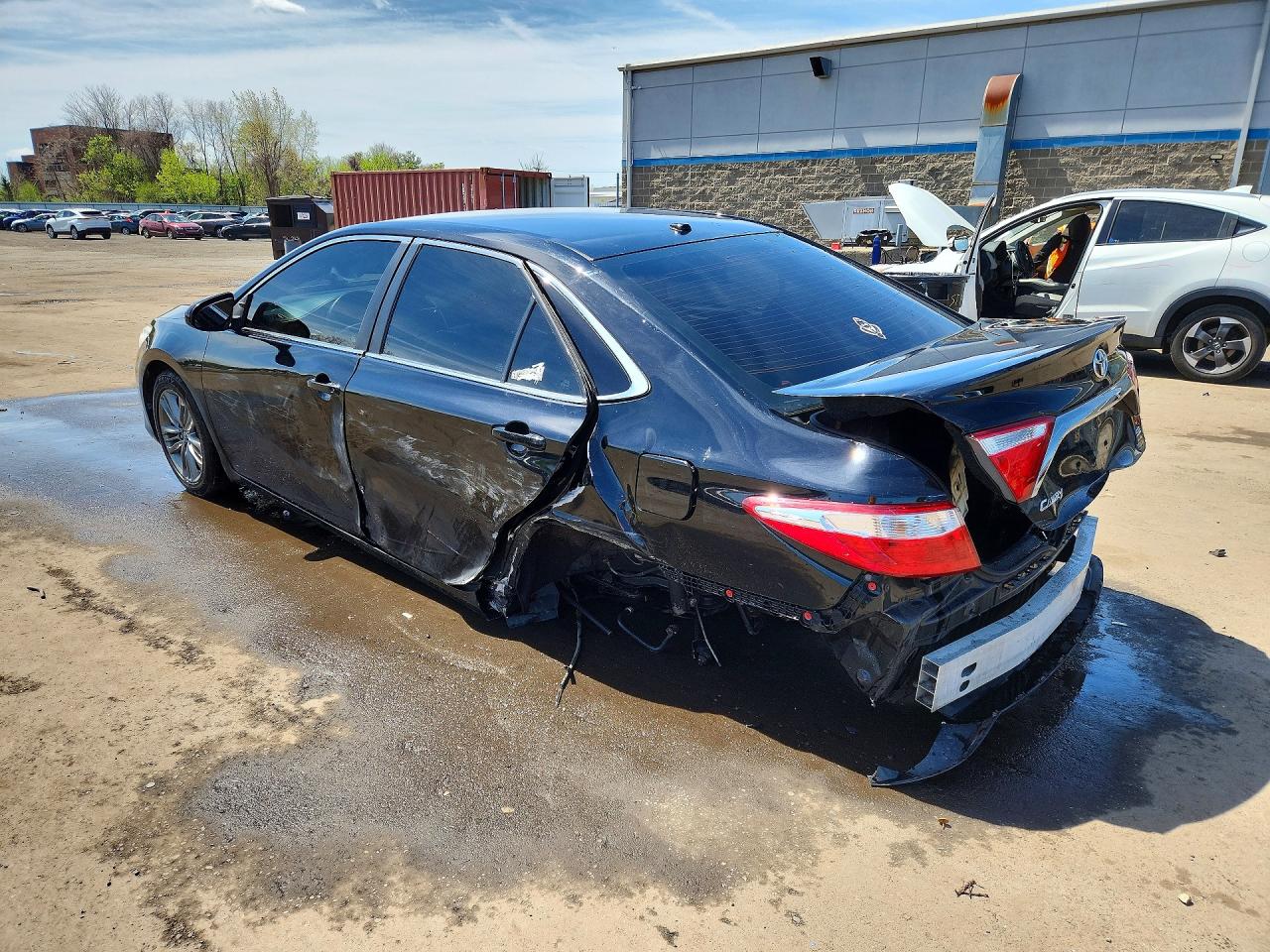 2016 TOYOTA CAMRY SE — снимка 2