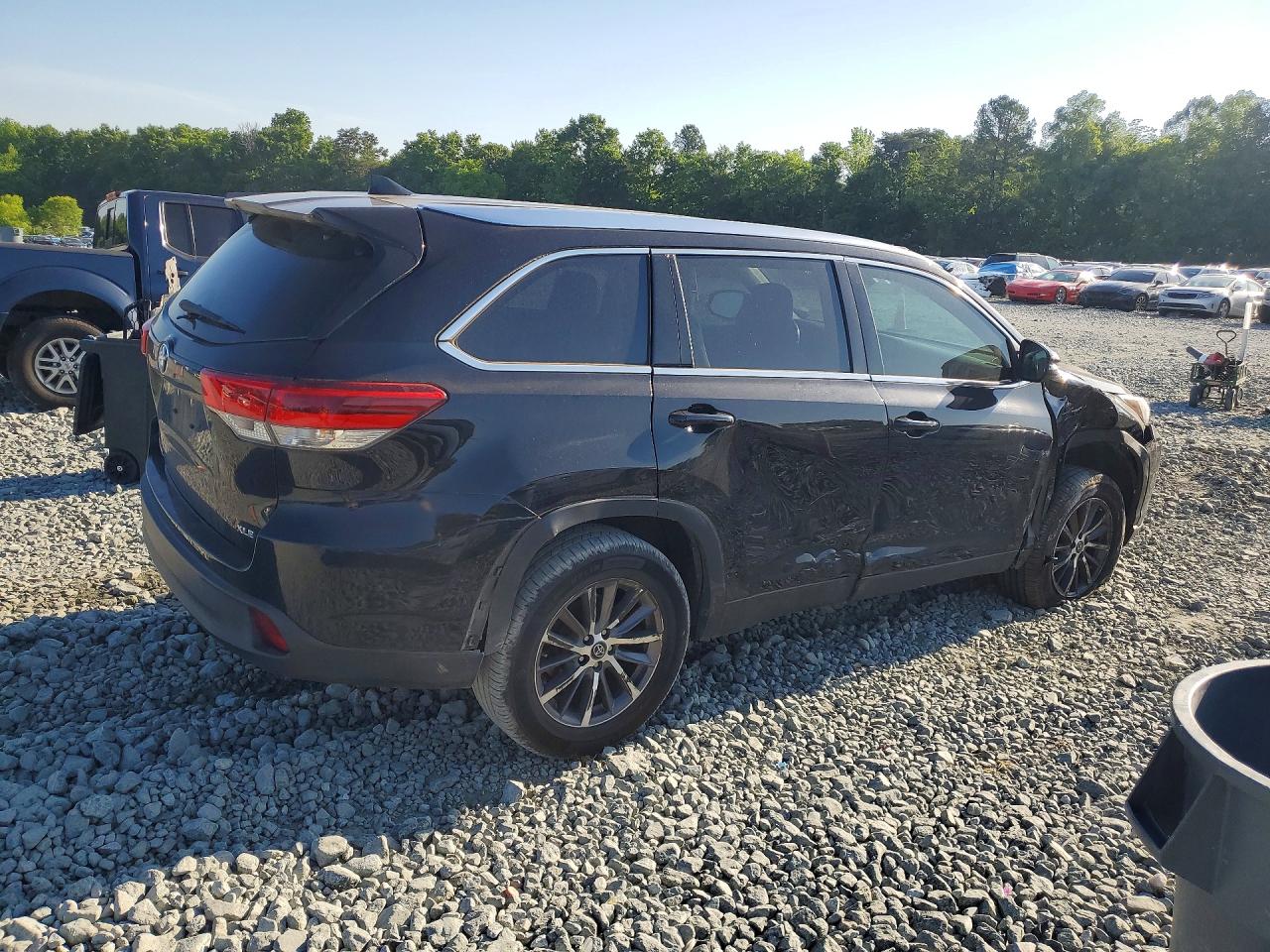 2019 TOYOTA HIGHLANDER XLE — снимка 3