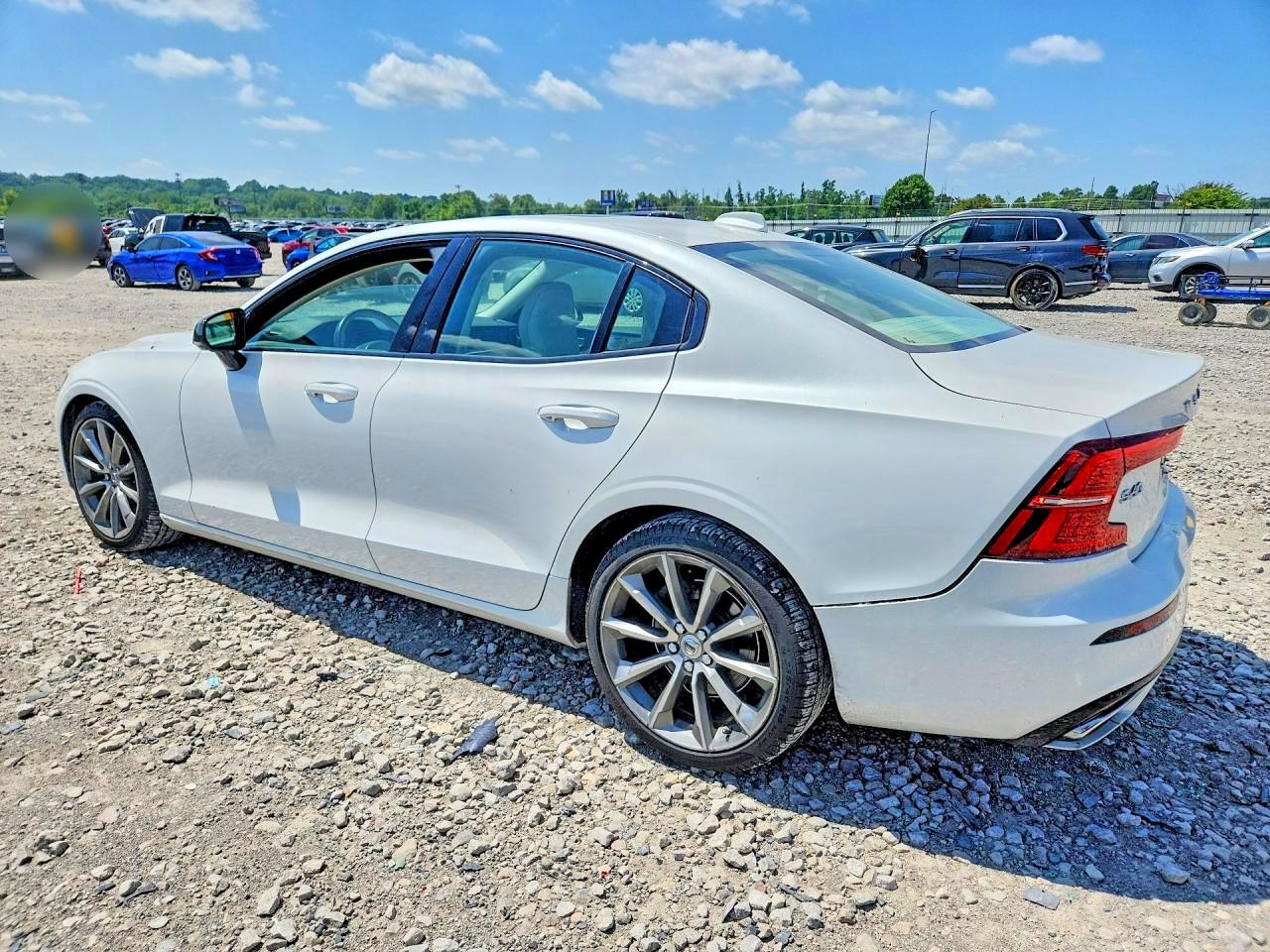 2021 VOLVO S60 T5 MOMENTUM — снимка 2