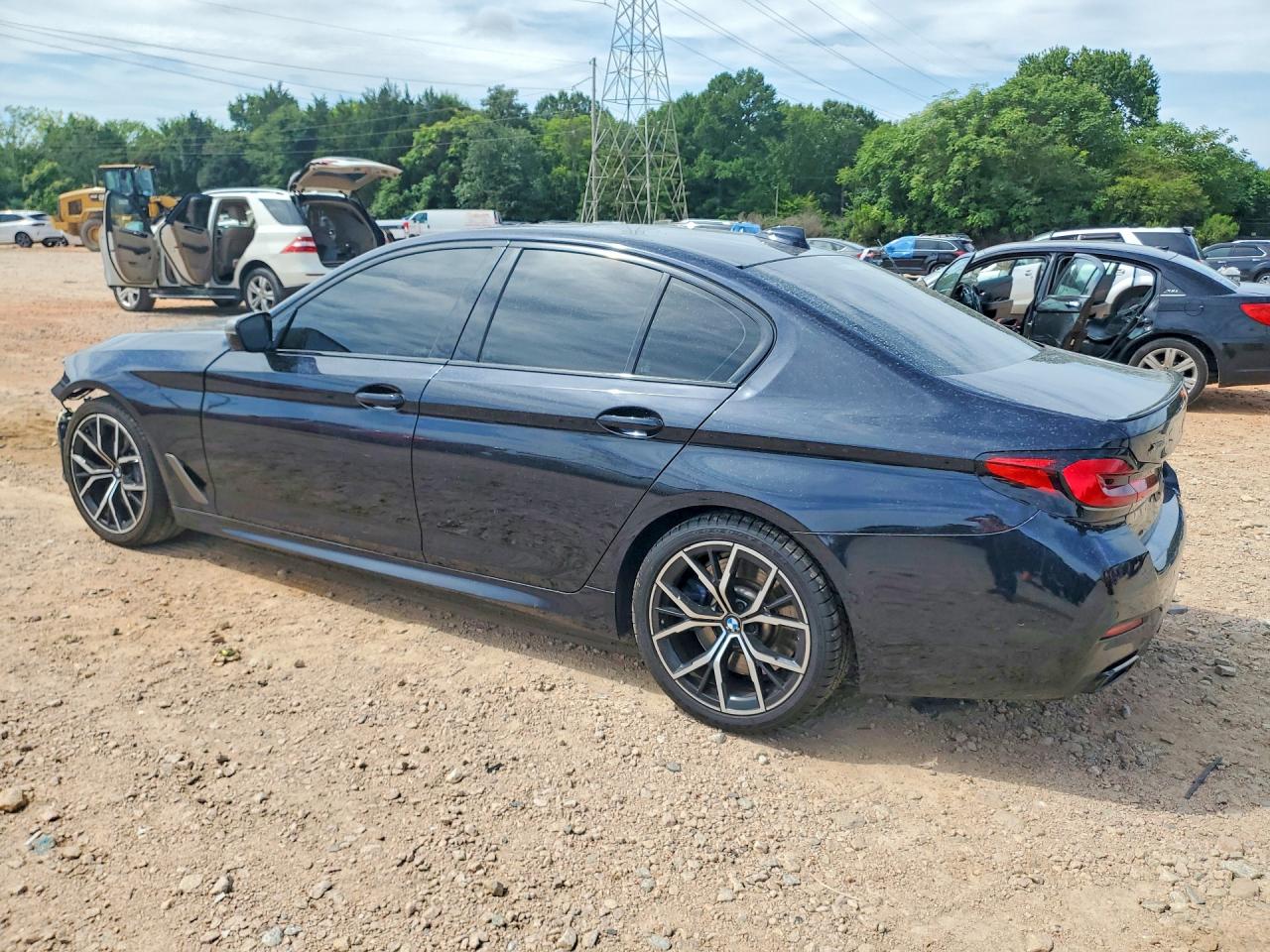 2021 BMW M550XI — снимка 2