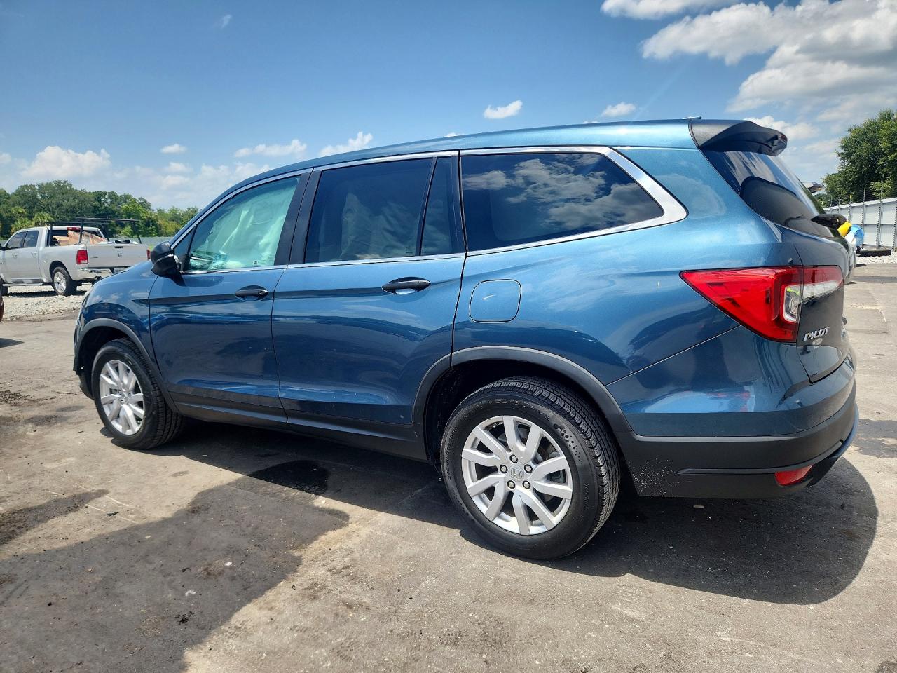 2019 HONDA PILOT LX — снимка 2