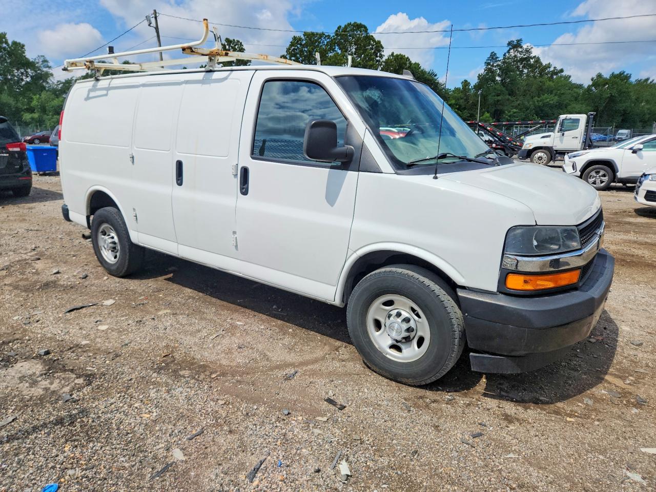 2019 CHEVROLET EXPRESS G2500 — снимка 4