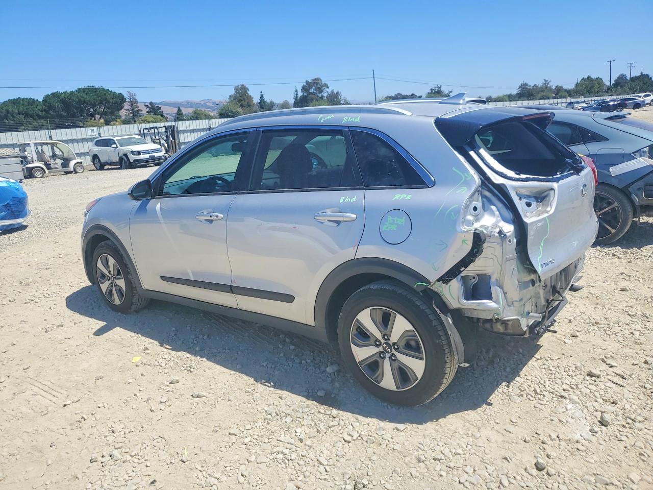 2019 KIA NIRO LX — снимка 2