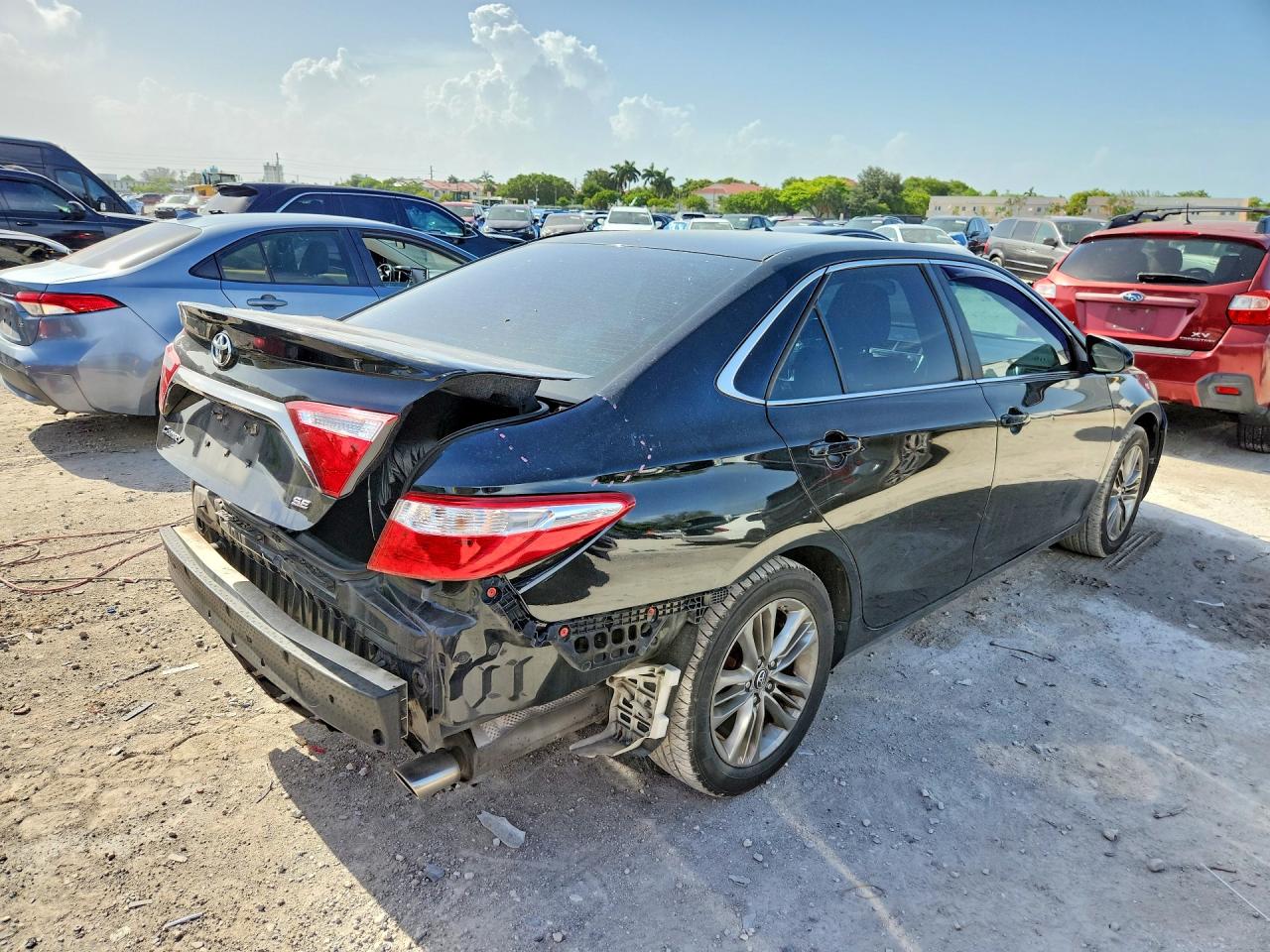 2016 TOYOTA CAMRY SE — снимка 3
