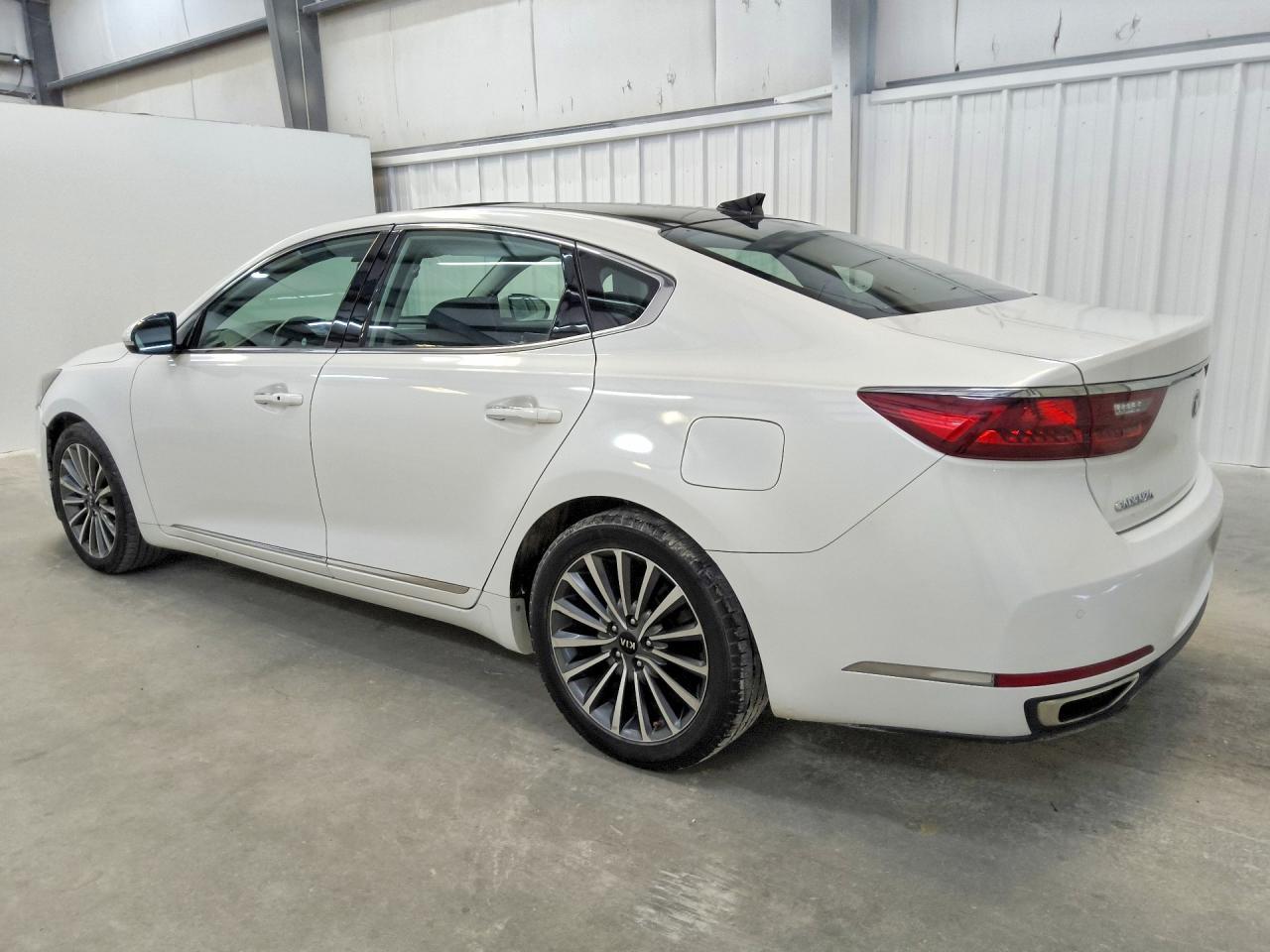 2017 KIA CADENZA PREMIUM — снимка 2