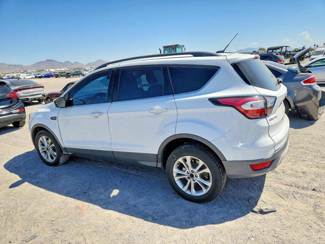 2018 FORD ESCAPE SE — снимка 2