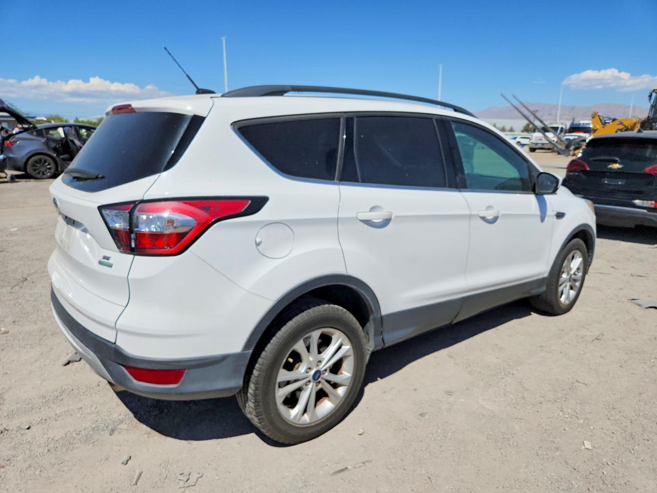 2018 FORD ESCAPE SE — снимка 3