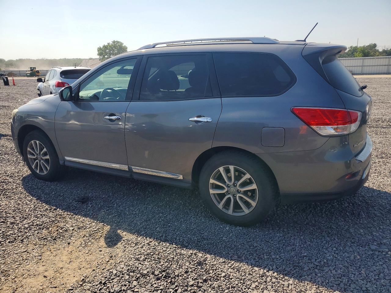 2015 NISSAN PATHFINDER SL — снимка 2