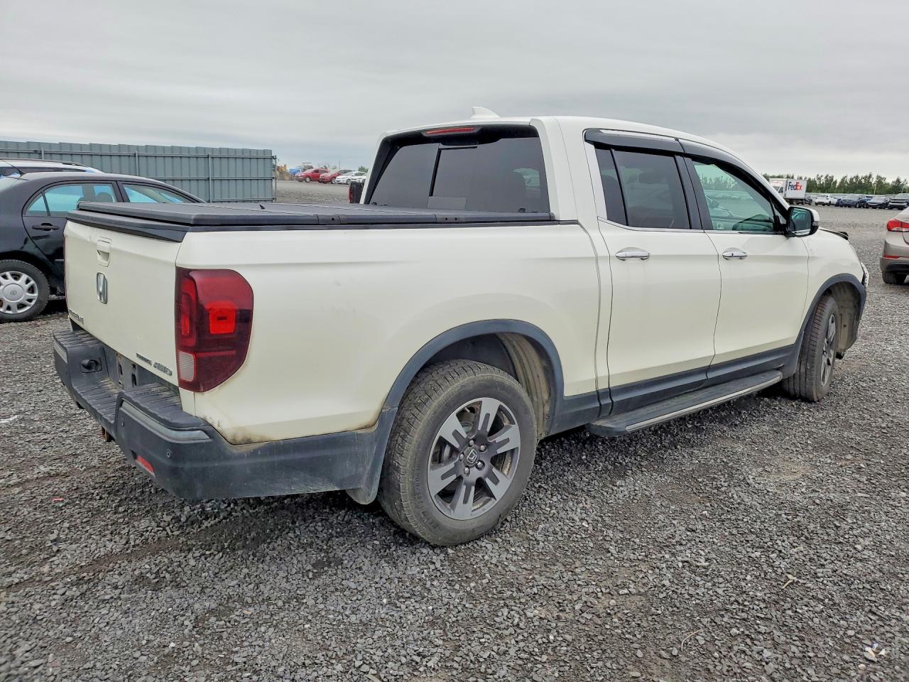 2017 HONDA RIDGELINE RTL — снимка 3