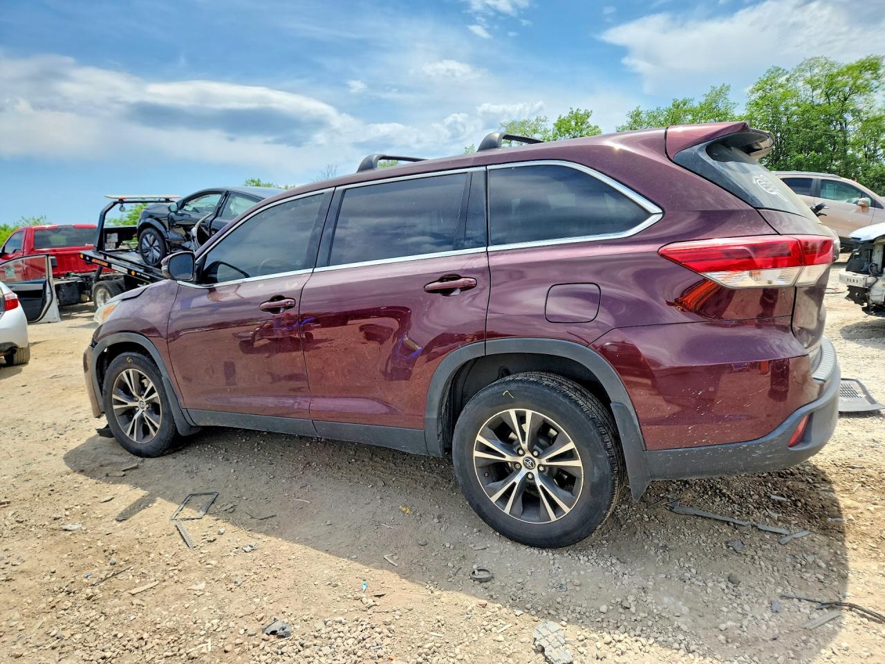 2019 TOYOTA HIGHLANDER LE PLUS — снимка 2