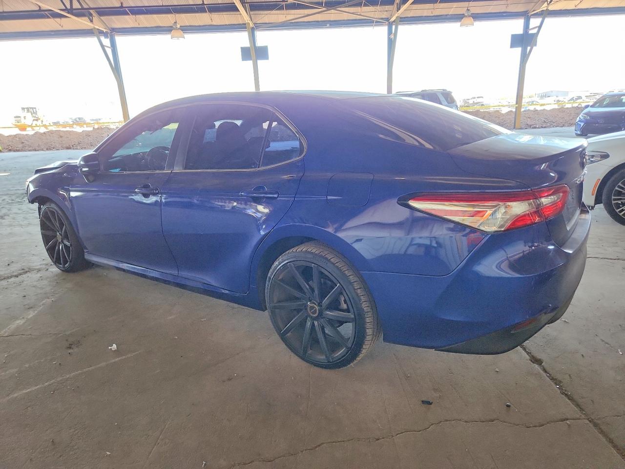 2018 TOYOTA CAMRY LE — снимка 2