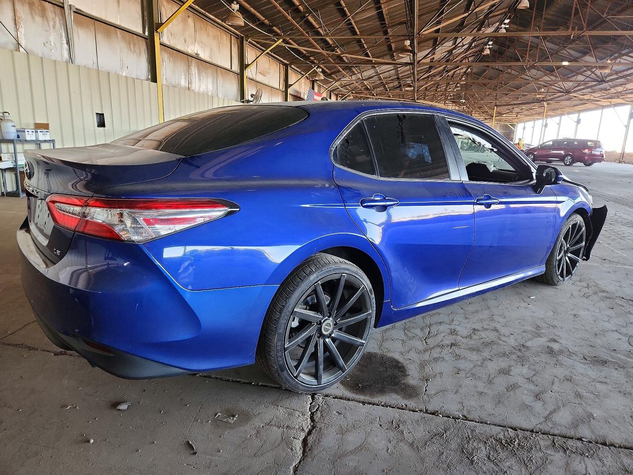 2018 TOYOTA CAMRY LE — снимка 3