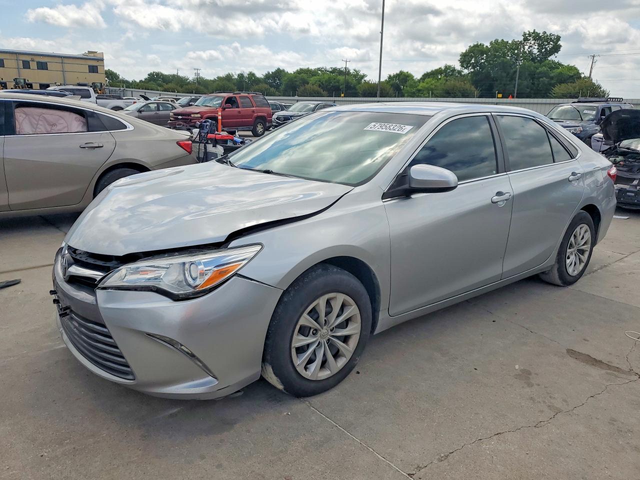 2015 TOYOTA CAMRY LE