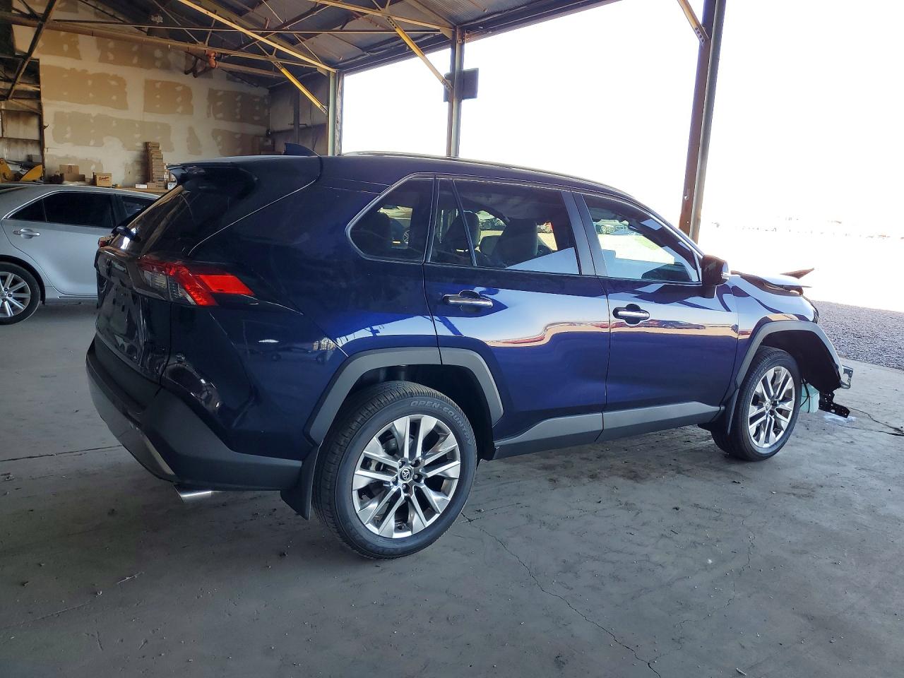 2025 TOYOTA RAV4 LIMITED — снимка 3