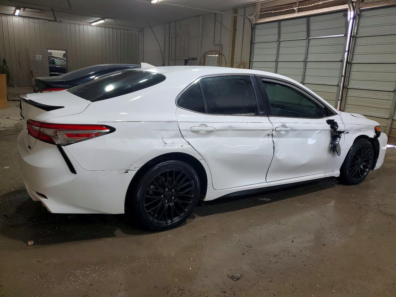 2019 TOYOTA CAMRY SE — снимка 3