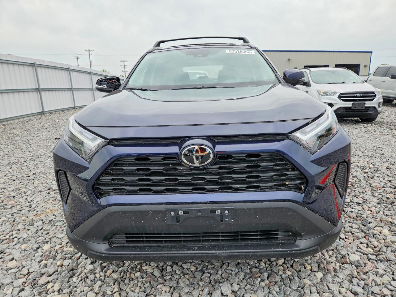 2025 TOYOTA RAV4 XLE — снимка 5