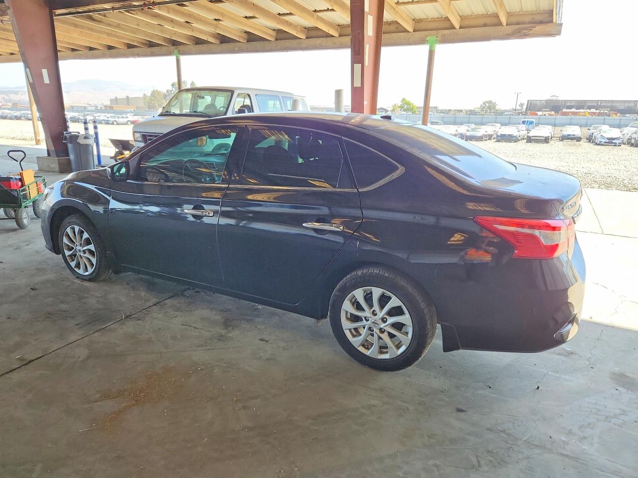 2019 NISSAN SENTRA SV — снимка 2