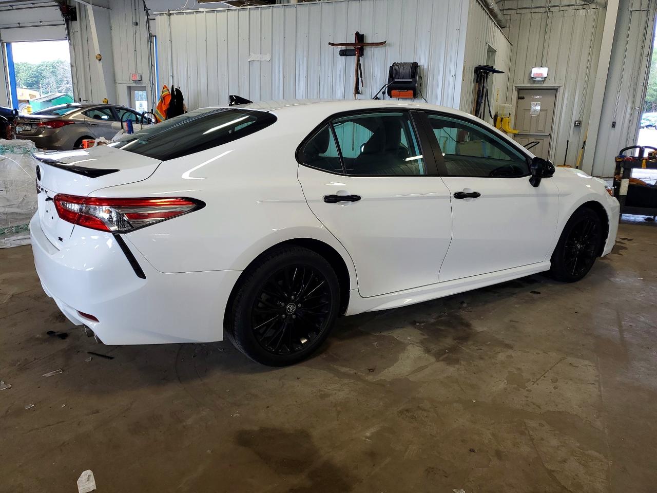 2019 TOYOTA CAMRY SE — снимка 3
