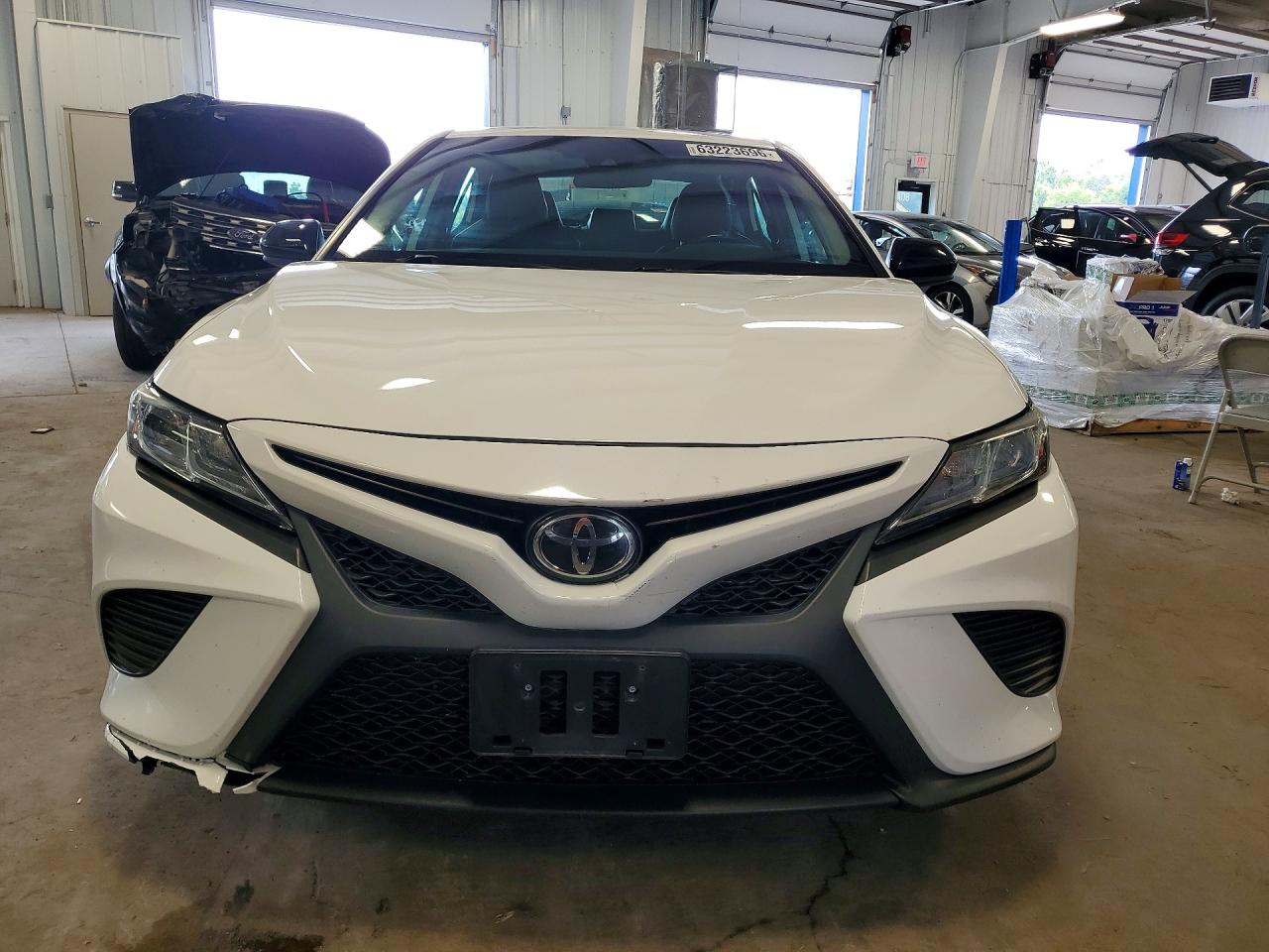 2019 TOYOTA CAMRY SE — снимка 5
