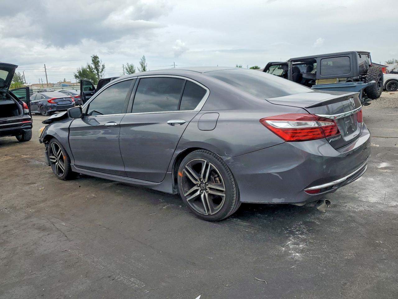 2017 HONDA ACCORD SPORT SPECIAL EDITION — снимка 2