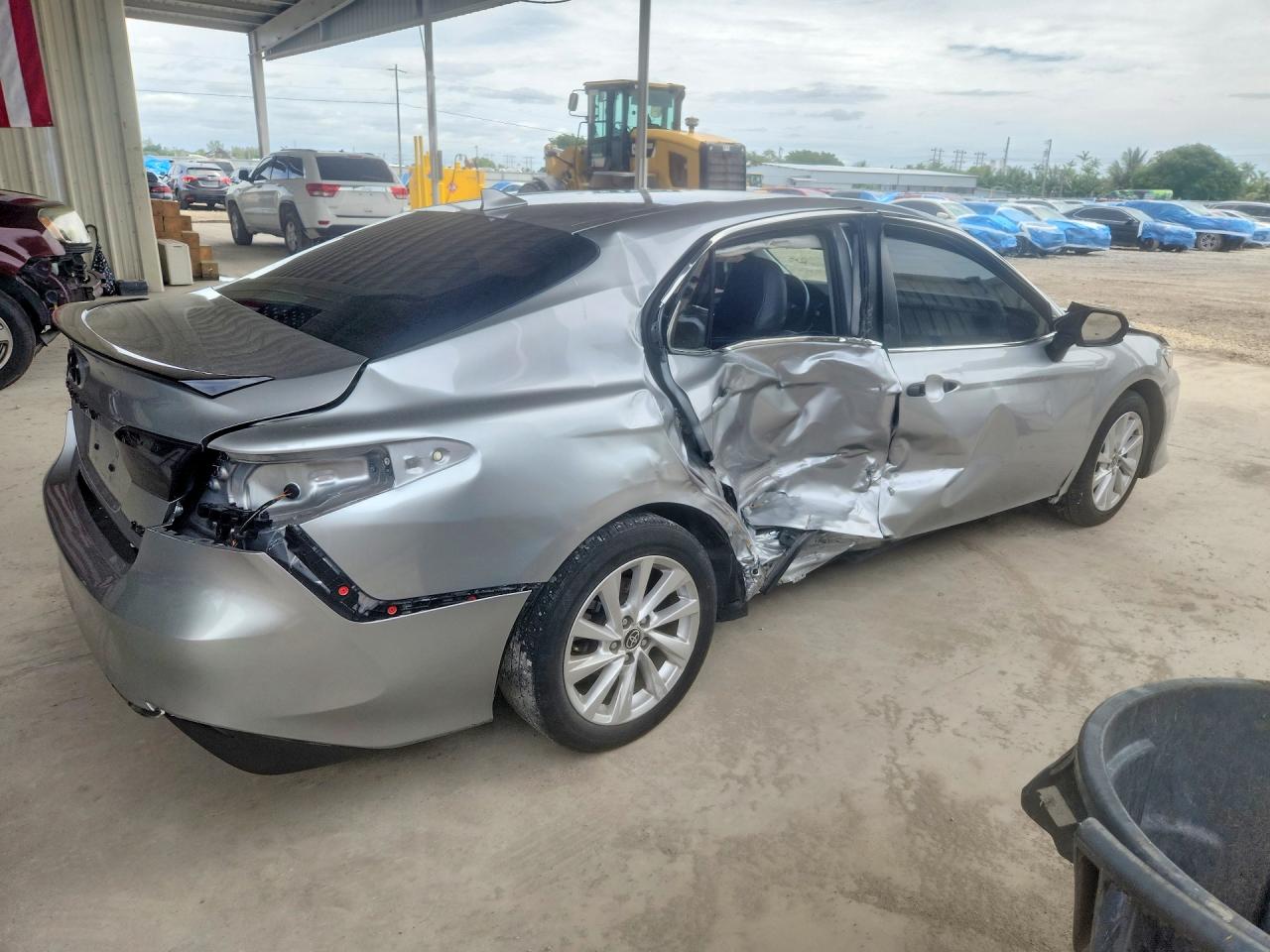 2023 TOYOTA CAMRY LE — снимка 3