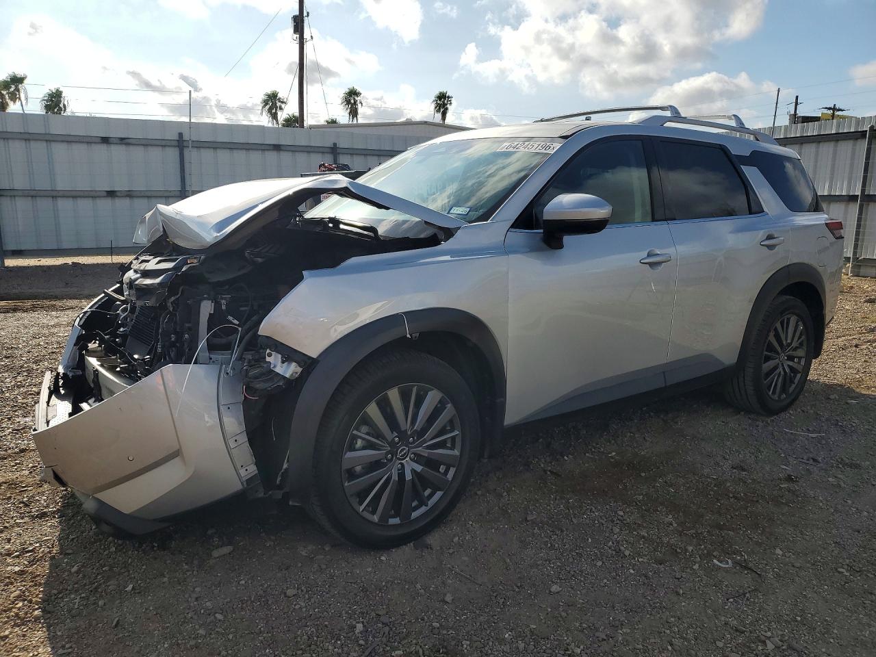 2024 NISSAN PATHFINDER SL