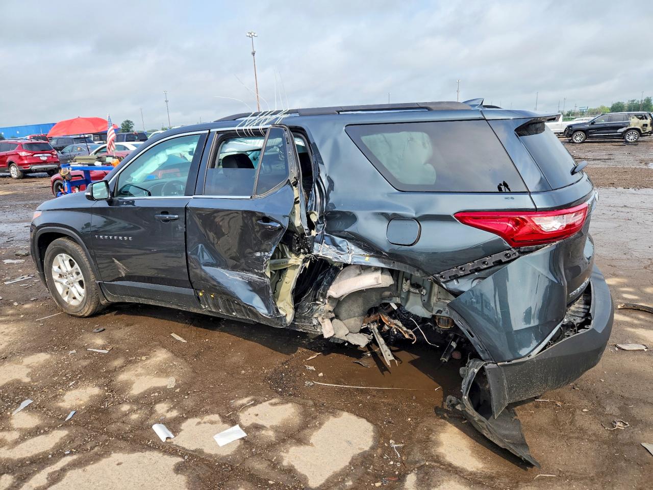 2019 CHEVROLET TRAVERSE LT — снимка 2