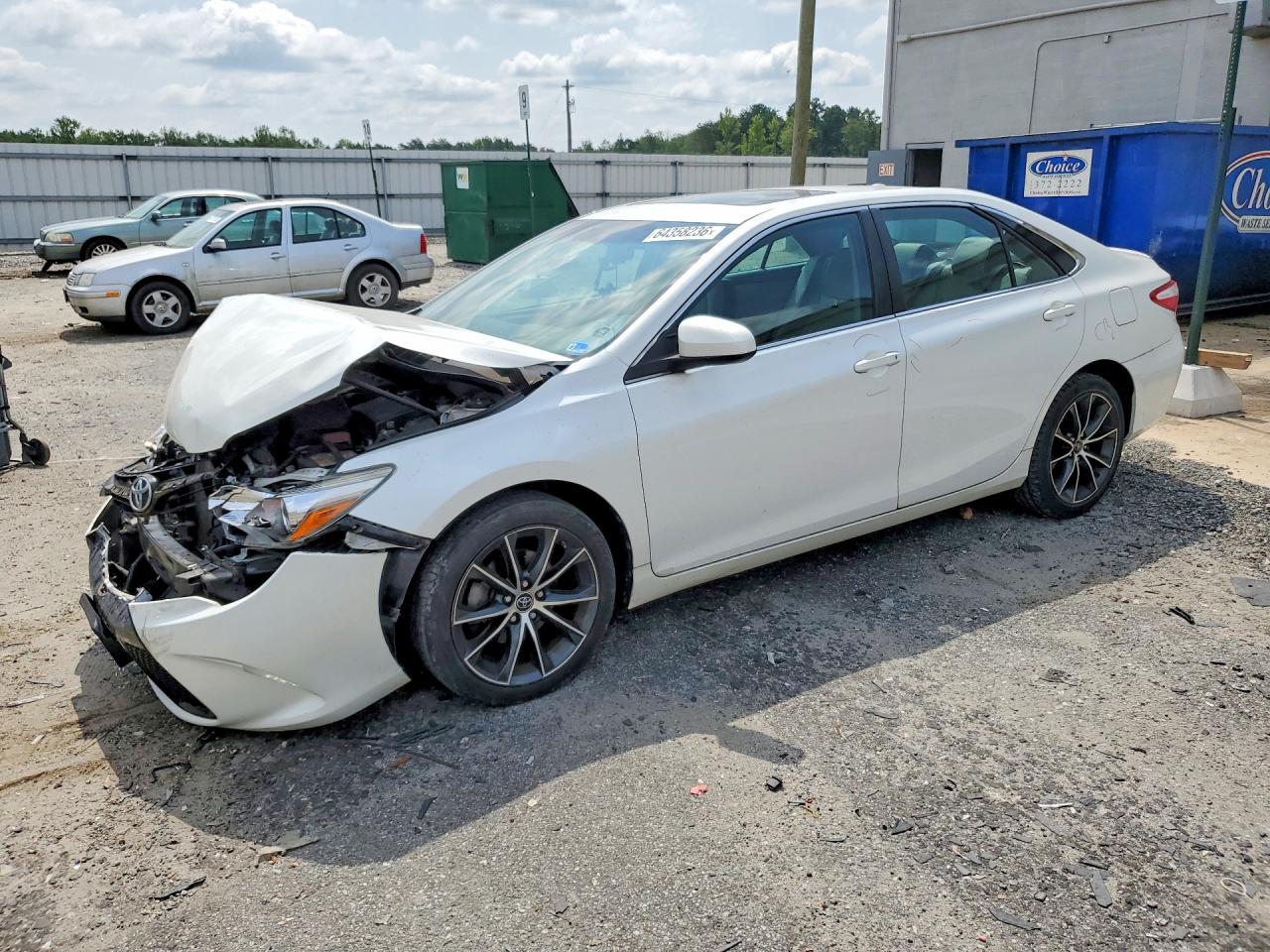 2016 TOYOTA CAMRY XSE