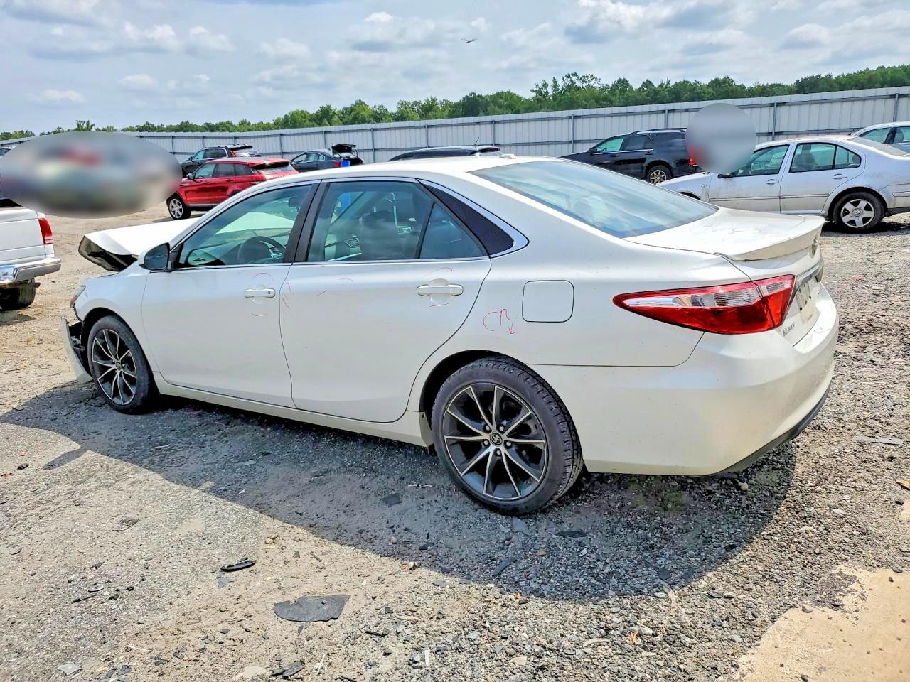 2016 TOYOTA CAMRY XSE — снимка 2