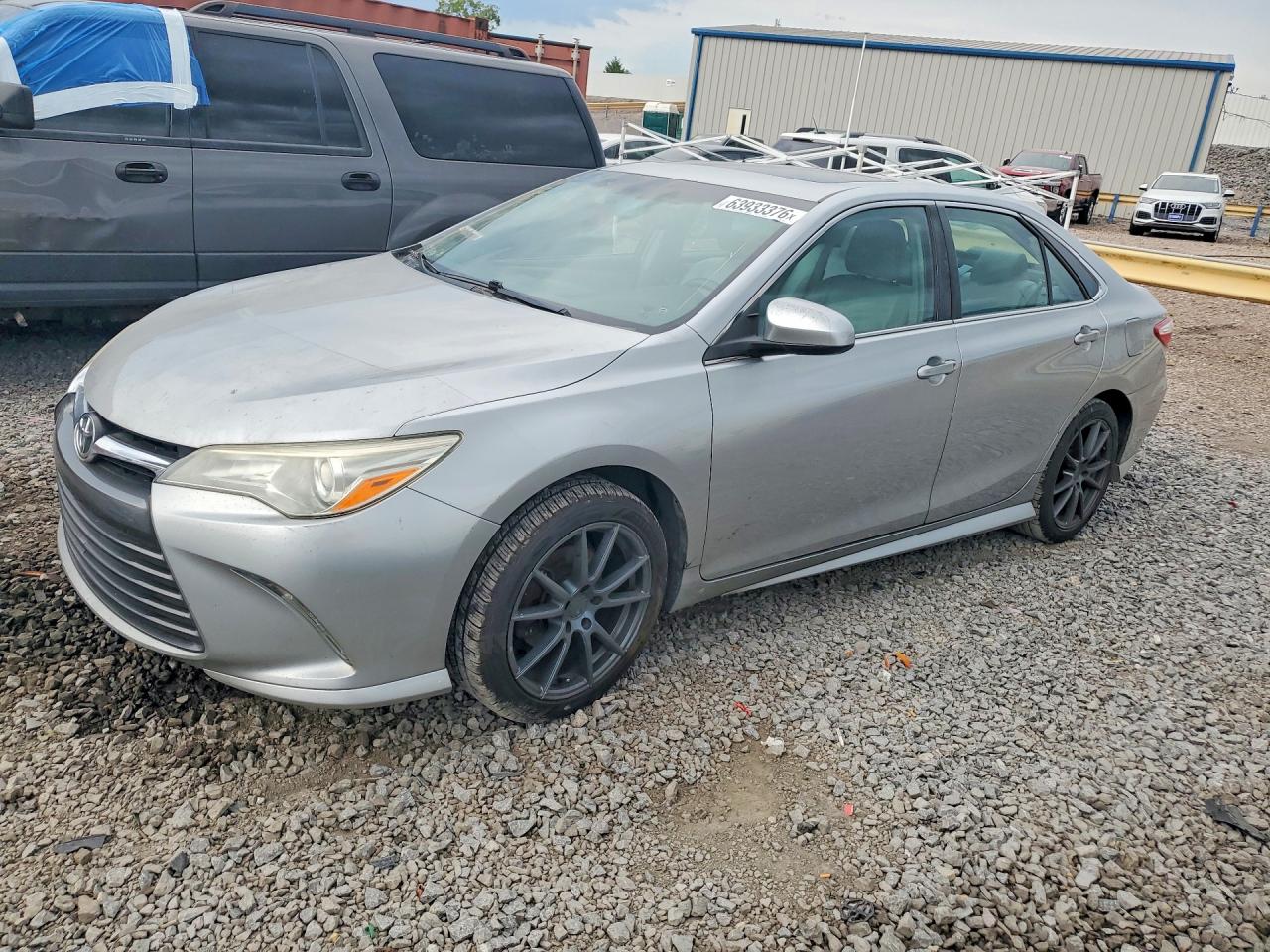 2016 TOYOTA CAMRY XLE