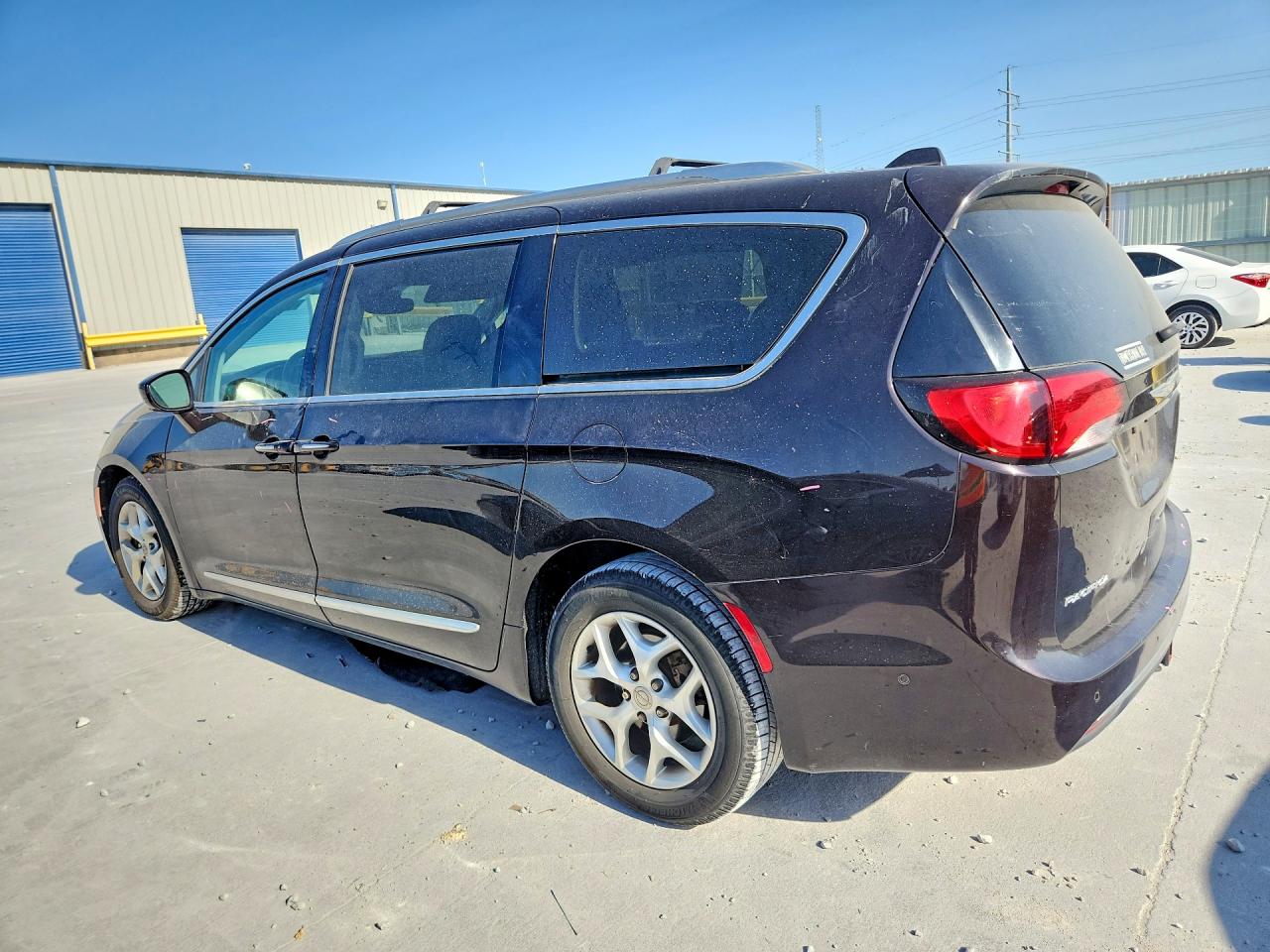 2017 CHRYSLER PACIFICA TOURING L PLUS — снимка 2