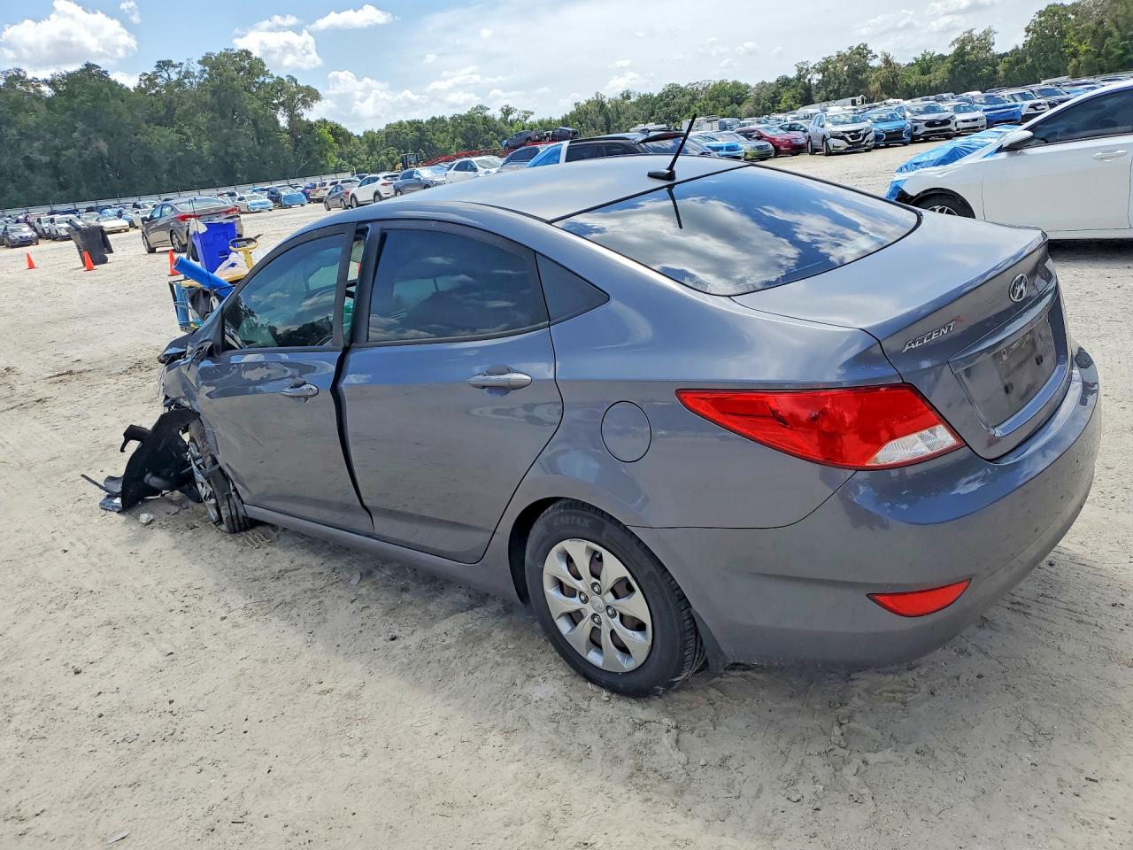 2017 HYUNDAI ACCENT SE — снимка 2