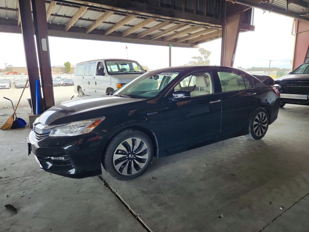 2017 HONDA ACCORD TOURING HYBRID