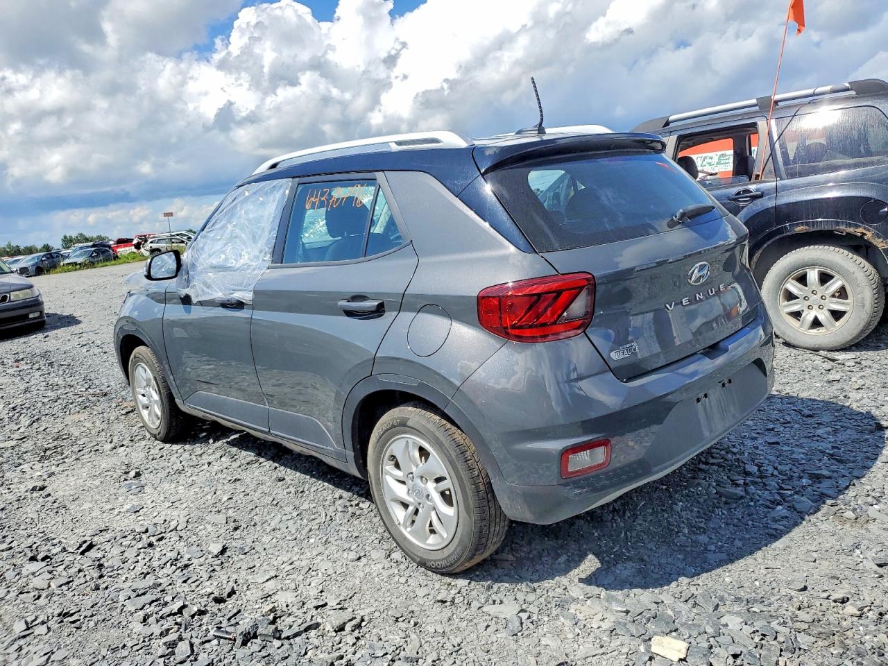 2023 HYUNDAI VENUE SEL — снимка 2