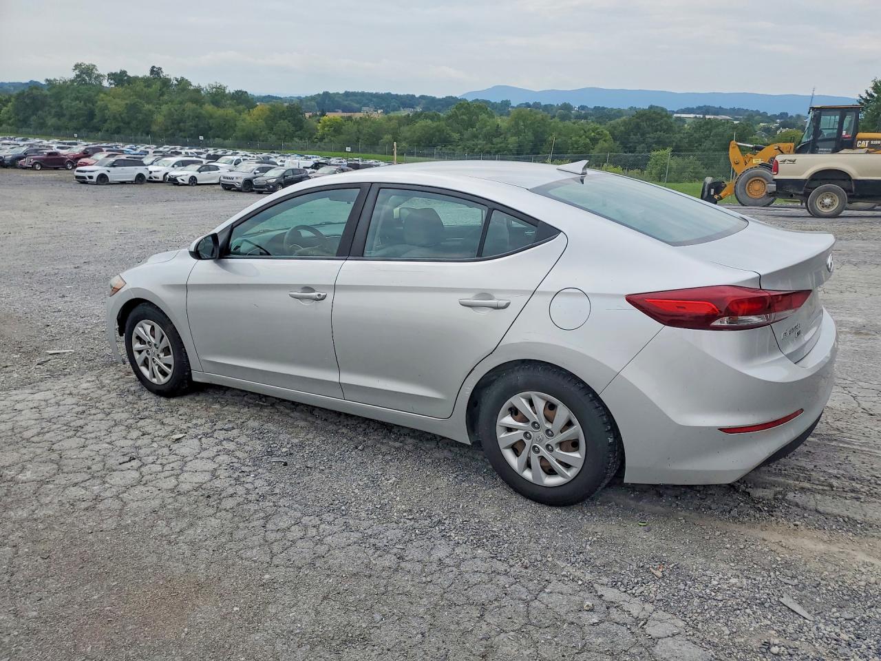 2017 HYUNDAI ELANTRA SE — снимка 2