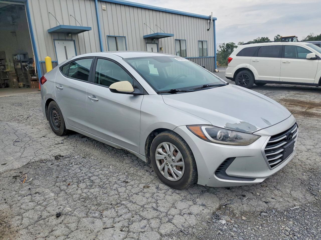 2017 HYUNDAI ELANTRA SE — снимка 4