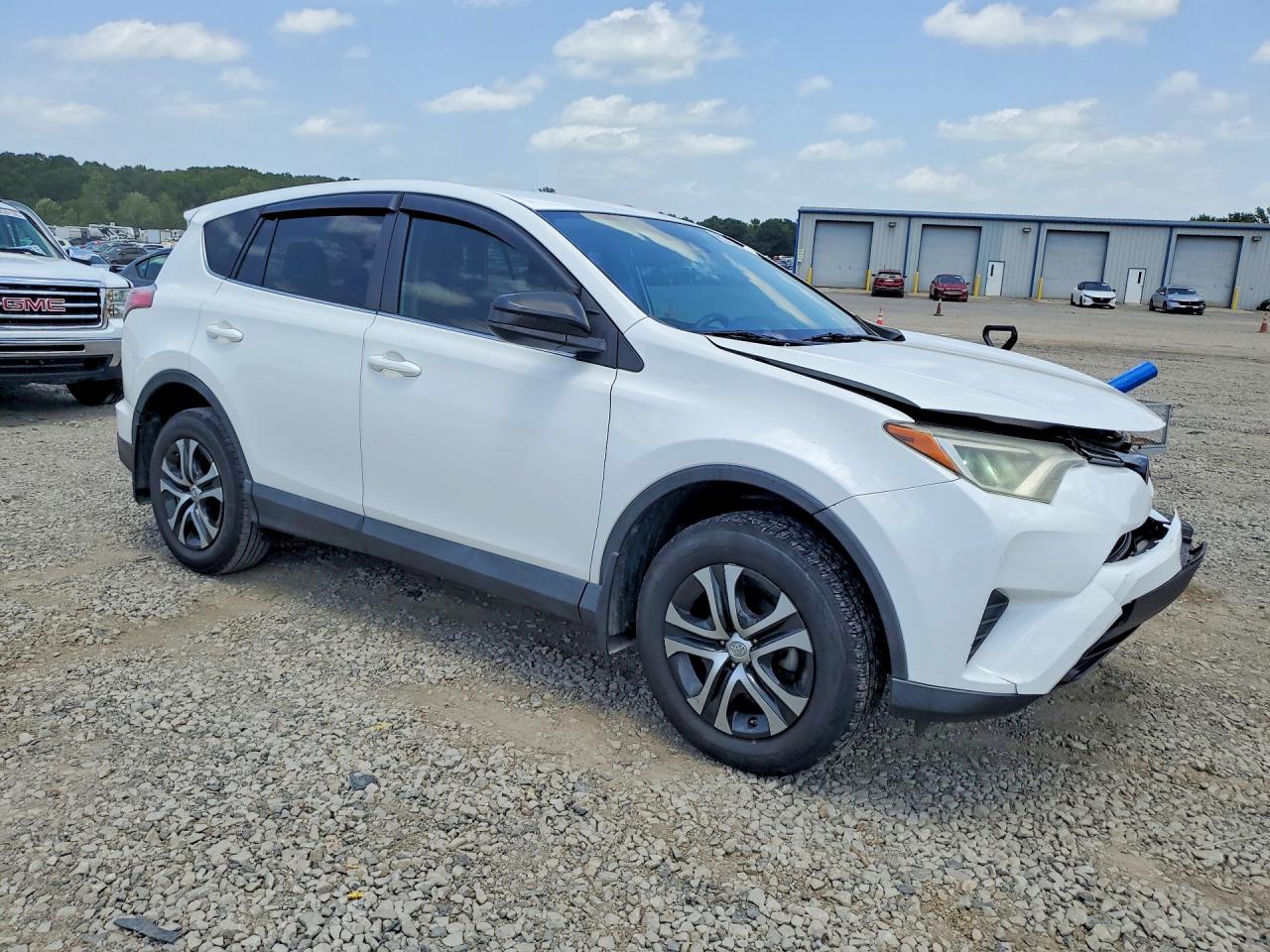 2018 TOYOTA RAV4 LE — снимка 4