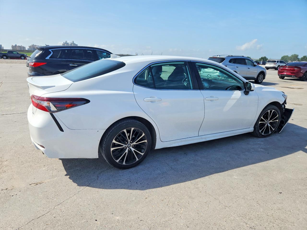 2021 TOYOTA CAMRY SE — снимка 3
