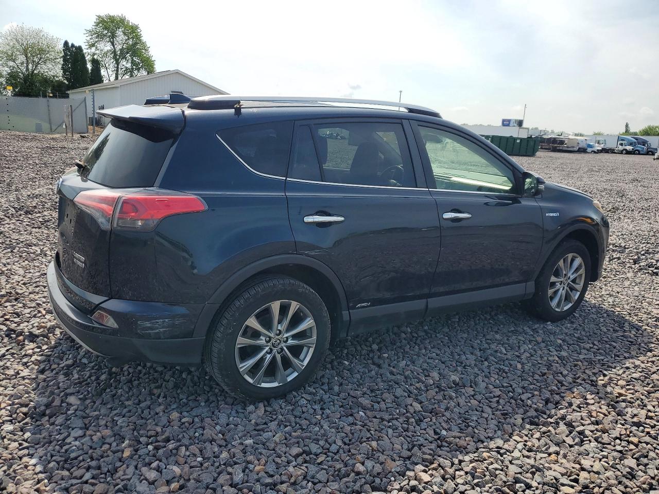 2017 TOYOTA RAV4 HV LIMITED — снимка 3