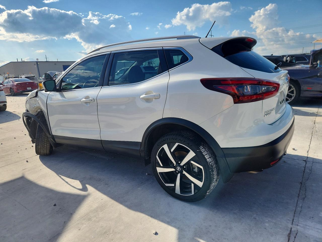 2021 NISSAN ROGUE SPORT SL — снимка 2