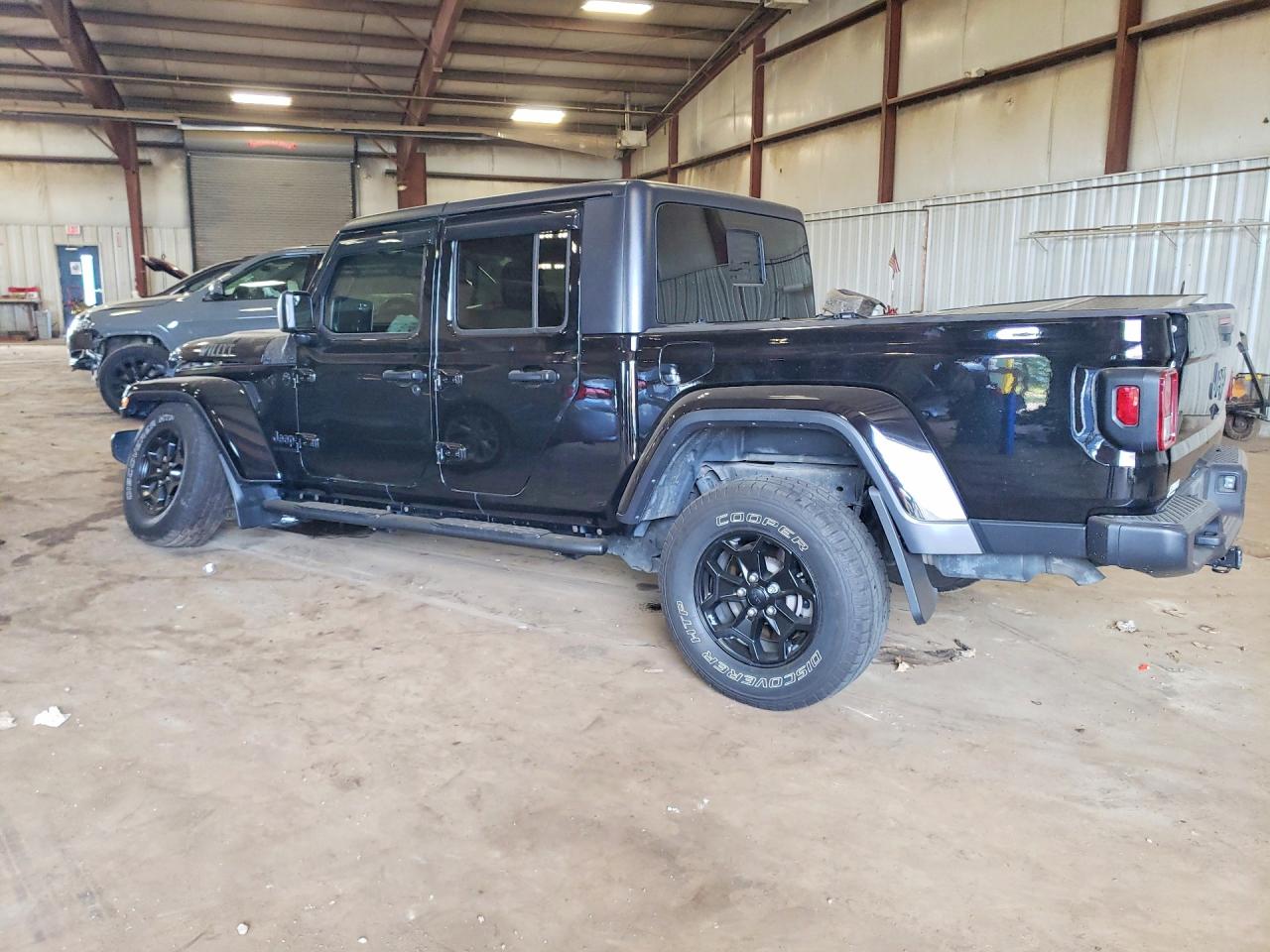 2021 JEEP GLADIATOR SPORT — снимка 2