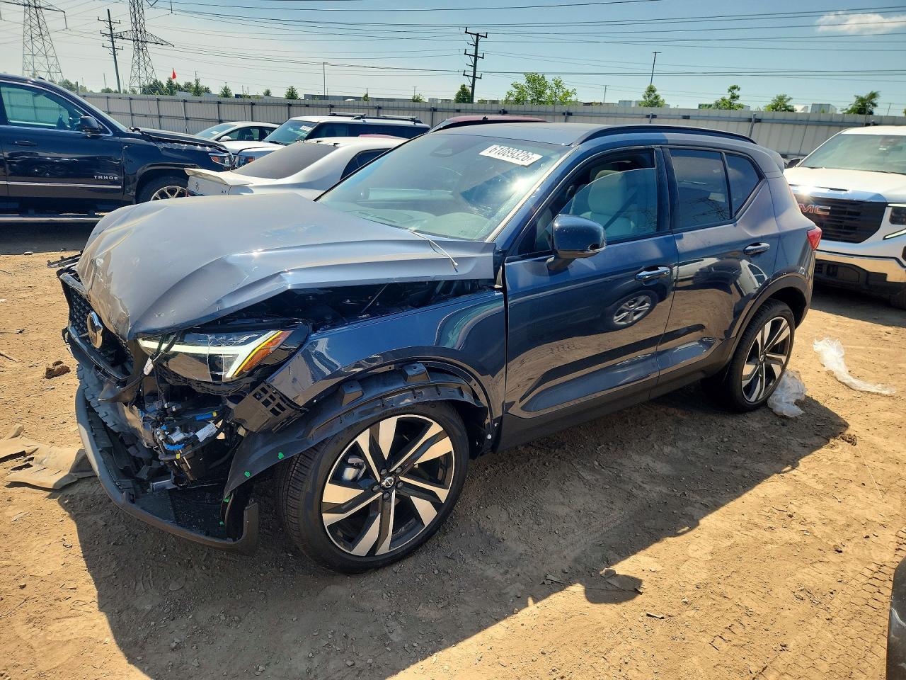 2026 VOLVO XC40 ULTRA