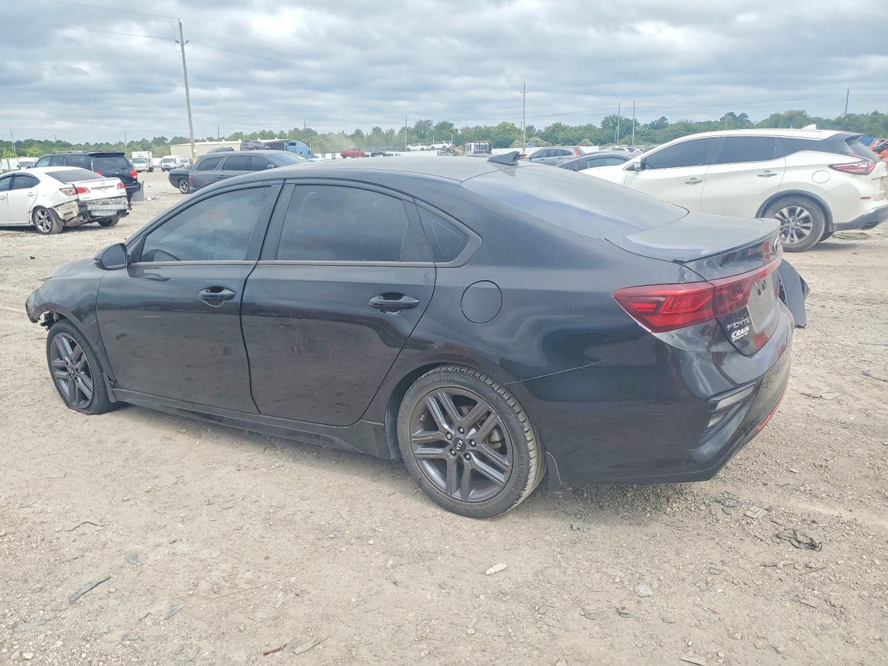 2021 KIA FORTE GT LINE — снимка 2